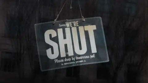 DHS Shutdown: Closing Friction Checklist for Buyers